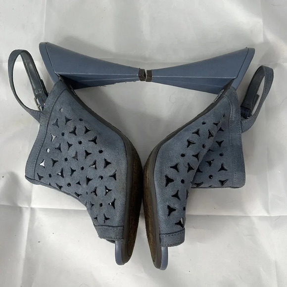 FIONI Corleone Blue Faux Suede Open Toe Slingback Heel Perforated Size 9.5 - Picture 6 of 11